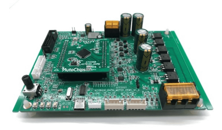 巅峰国际完成新一代功能安全MCU AC7840x电机板设计与制作